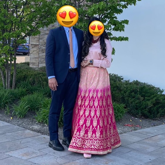 Banarasi two tone Lehnga - Picture 2 of 2